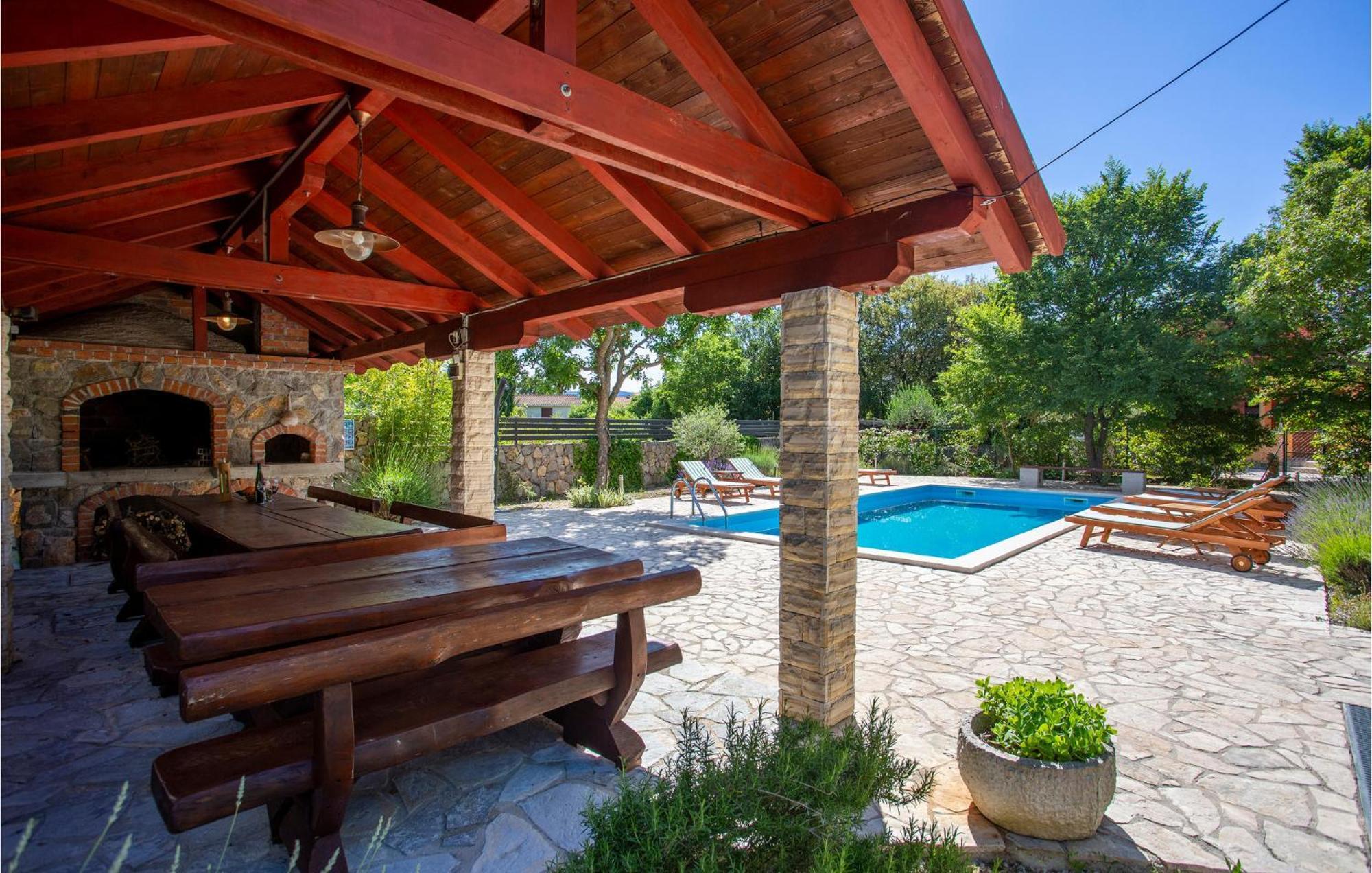 Amazing apartment in Pinezici with 2 Bedrooms, WiFi&Outdoor swimming pool Buitenkant foto