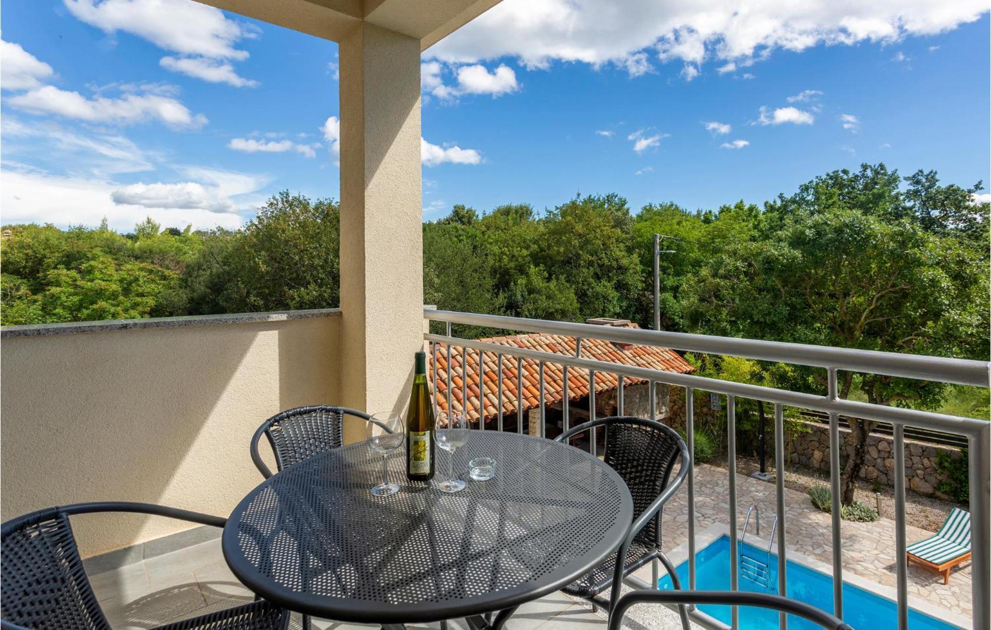 Amazing apartment in Pinezici with 2 Bedrooms, WiFi&Outdoor swimming pool Buitenkant foto